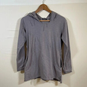 Earthbound Trading Co. Women Gray Distressed Pullover Hoodie Small